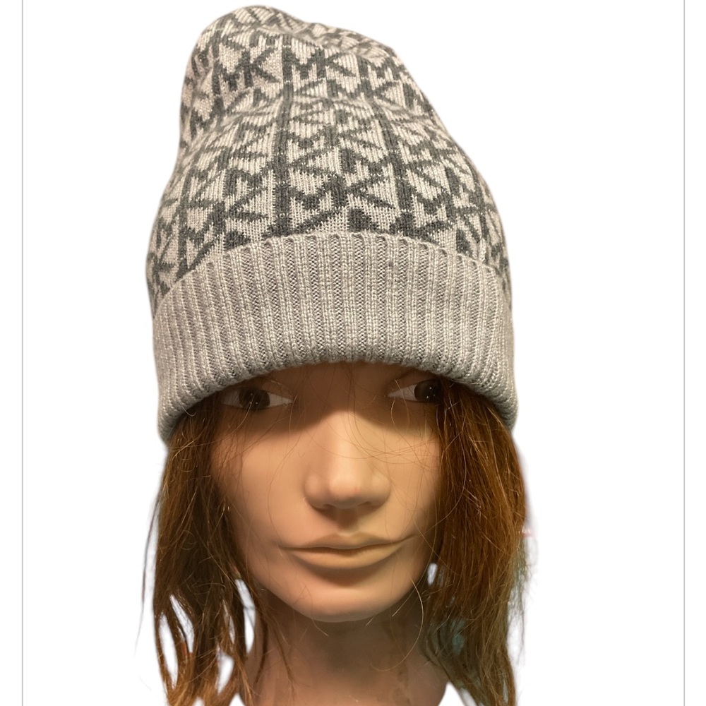 Michael Kors women’s knit stockings cap grey beanie logo